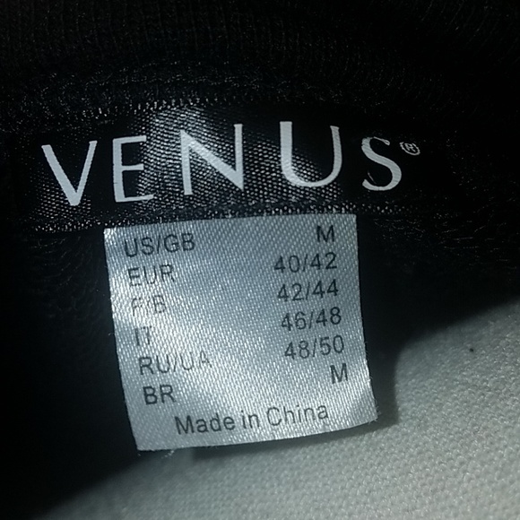 Venus black top with rivets & zipper accents - Picture 7 of 8